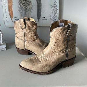 Frye Billy Short Boots